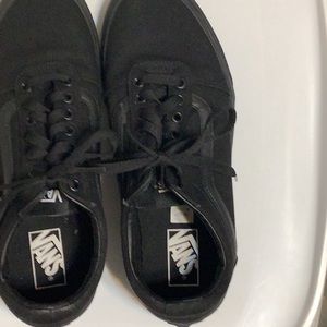 3 for $25 Vans men old stool classic sneakers